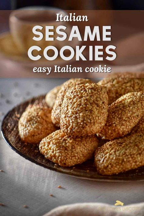 Who can resist crispy butter cookies with the nuttiness of toasted sesame seeds. Indulge in the delightful crunch of these Italian sesame cookies, expertly balancing nutty and sweet flavors for a truly satisfying treat. Sesame Cookies Recipe, Italian Sesame Seed Cookies, Sesame Seed Cookies, Italian Cookie Recipe, Italian Soups, Apple Slice Recipe, Seed Cookies, Traditional Italian Food, Sesame Cookies