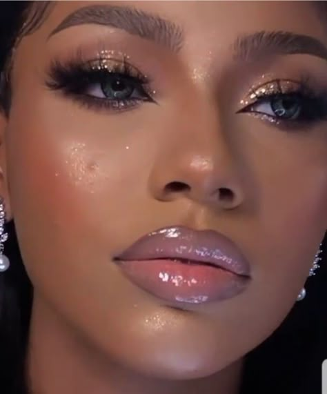 Glossy Makeup Black Women, Sparkly Makeup Looks Black Women, Prom Makeup With Pearls, Smokey Soft Summer, Glitter Makeup Black Women, Icy Girl Makeup, Winter Ball Makeup, Pink Shimmer Eye Makeup, Nye Eyeshadow