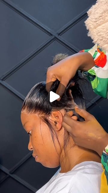 Afsisterwig store | Good job for frontal ponytail install😙🙂
IG @myhair.ng 
.
Get what you need to know of wig and hair🥰
360 lace wig: https://bit.ly/3ULMnWO
DM... | Instagram How To Make A High Ponytail, Ponytail Install, Frontal Ponytail Hairstyles, Lace Frontal Ponytail, Frontal Ponytail, 360 Lace Frontal Wig, Hair 360, 360 Lace Wig, Hair Solutions