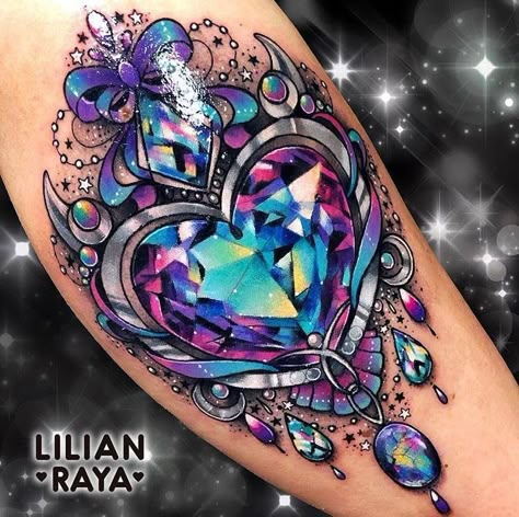 Gem Tattoo, Jewel Tattoo, Crystal Tattoo, Diamond Tattoos, Sweet Tattoos, Tattoo Henna, Tatuaje A Color, Lace Tattoo, Badass Tattoos