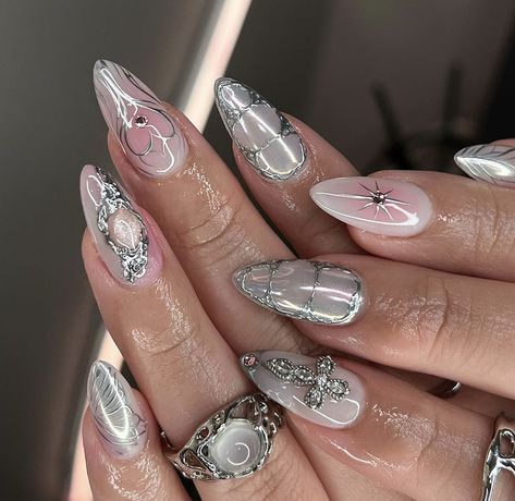 Pink And Silver Chrome Nails, Aura Nail, Alien Nails, Gel X Nails, X Nails, Metallic Nail Art, Barbie Vibes, Hello Nails, Cute Nail Art Designs