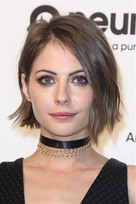 One Side Part Wavy Human Hair Lace Front Wig 12 Inches Willa Holand, Willa Holland, Graduated Bob, Thea Queen, Viewing Party, Back To School Hairstyles, Permed Hairstyles, Short Bob Hairstyles, Celebrity Hairstyles