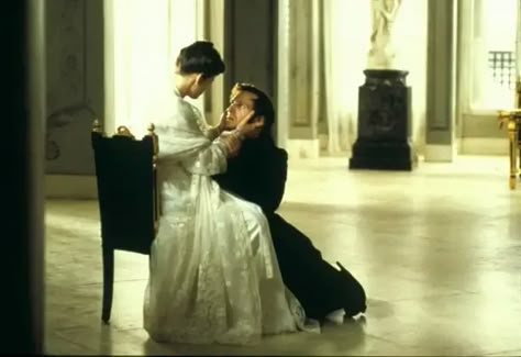 List of Top 5 Passionate Romantic Movies - HubPages Passion Movie, Victorian Romantic Aesthetic, Cozy Romantic Aesthetic, Romantic And Action Movies, Best Romance Movies, Romantic Poses, New Romantics Aesthetic, Hollywood Romantic Movies List, Classic Rom Coms