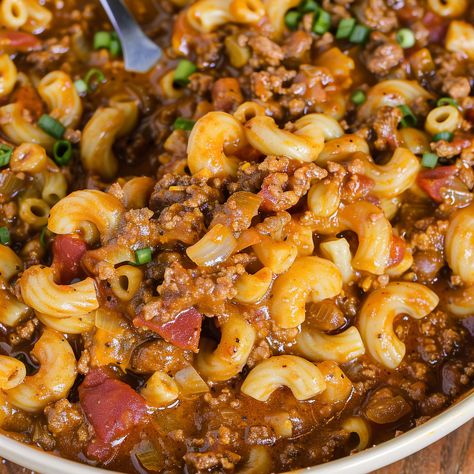 Ground Beef Chili Mac, Texas Chili Mac, Best Chili Mac Recipe, Chili Mac Recipe Crockpot, Hamburger Helper Chili Mac Recipe, Chilimac Pasta, Chili Macaroni Recipe, Chili Mac And Cheese Recipe, Chili Mac Recipe Easy