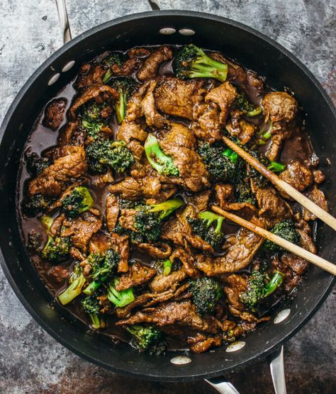 Beef and Broccoli | 16 High-Fiber Dinners That Are Actually Delicious AF High Fiber Dinner, High Fiber Meals, Fiber Meals, High Fiber Recipes, Steak And Broccoli, Easy Beef And Broccoli, Fiber Recipes, Chinese Beef, Beef Broccoli