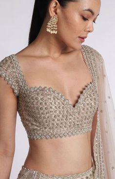 Lengha Blouse Designs, Sleeveless Blouse Designs, Netted Blouse Designs, Blusas Top, Backless Blouse Designs, New Saree Blouse Designs, Latest Model Blouse Designs, Lehenga Blouse Designs, Fashionable Saree Blouse Designs