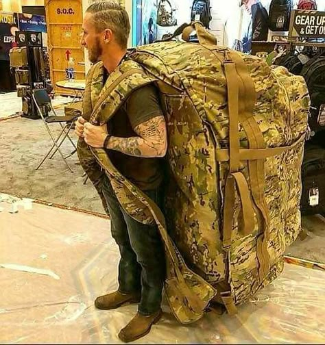 Vojenský Humor, Best Bug Out Bag, Military Humor, Facebook Humor, Top Memes, Gaming Memes, World Of Warcraft, Insta Photo, Best Memes