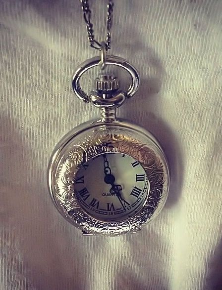 Pocket Watch Necklace <3 Womens Dress Clothes, Watch Pendant, Pocket Watch Necklace, Converse Shoes Womens, Dress Cheap, Dresses Online Shopping, Clothes Black, Cheap Dresses Online, Pendant Watches