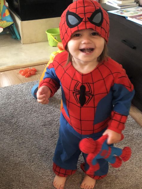 Girl Spiderman Costume, Halloween Selfie, Spiderman Halloween Costume, Spider Baby, Kid Friendly Restaurants, Spiderman Costume, Terrible Twos, Baby Costumes, New Dads