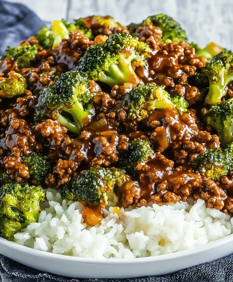 Honey Garlic Ground Beef And Broccoli Recipe Honey Garlic Beef And Broccoli, Ground Beef Teriyaki Recipe, Gr Beef Recipes, Honey Garlic Ground Beef, Ground Beef And Broccoli Recipes, Honey Garlic Beef, Thanksgiving Stuffing Recipe, Beef And Broccoli Recipe, Ground Beef And Broccoli