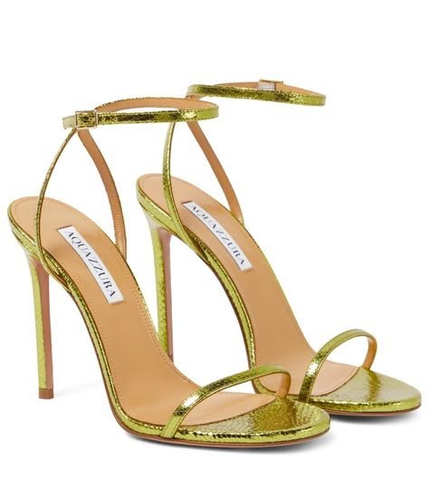 Aquazzura - Olie 105 metallic leather sandals | Mytheresa Raffia Sandals, Aquazzura Shoes, Shoes Heels Classy, Luxury Footwear, Heels Classy, Fashion Heels, Carrie Bradshaw, Dream Shoes, Ankle Straps