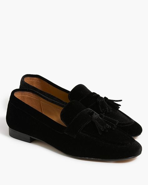 Velvet Loafers Women, Black Velvet Loafers, 50 Is Not Old, Loafers Women, Velvet Loafers, Loafers Style, Black Leather Tote, Tassel Loafers, Women Over 50