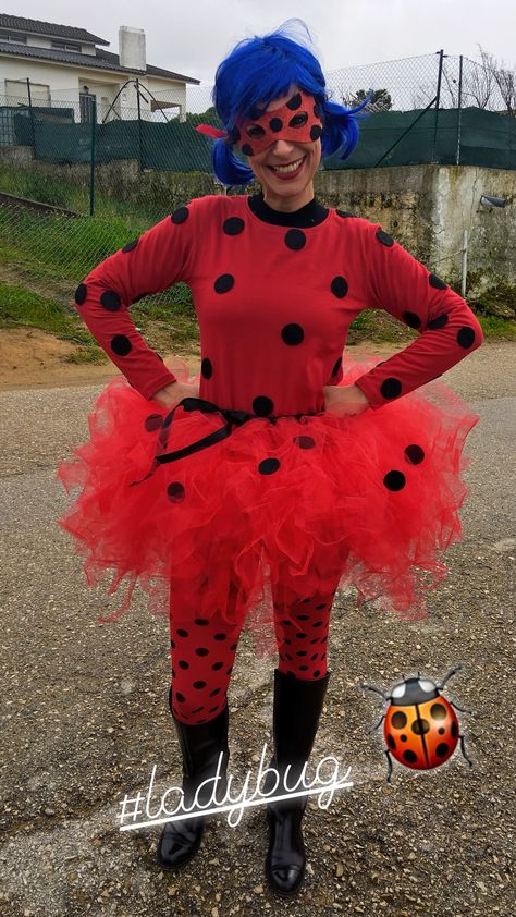 Ladybug tutu costume Ladybug Face Paint, Ladybug Tutu, Apple Costume, Ladybug Costume, Treat Ideas, All Hero, Trunk Or Treat, Lady Bird, Book Week