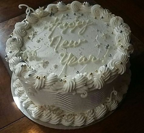 New Years Cake Aesthetic, New Years Eve Cake Decorations, Happy New Year 2024 Cake, New Year’s Cake, New Year’s Eve Cakes, New Year’s Eve Cake Ideas, New Year Cake Design 2024, New Year Cake Design 2023, New Year Cake 2024