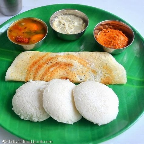 Chitra's Food Book: IDLI RECIPE - HOW TO MAKE SOFT IDLIS ( IDLI , DOSA BATTER USING GRINDER) Restaurant Food Pictures, Capsicum Chutney, Dosa Batter Recipe, Idli Batter, Indian Vegetarian Food, Dosa Batter, Desi Khana, Idli Dosa, Idli Recipe