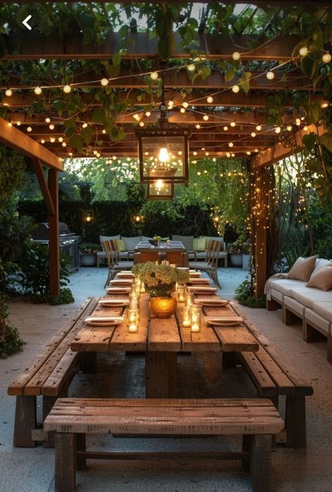 Best Courtyard Design, Backyard Vision Board, Backyard Eating Spaces, Cool Backyard Ideas Creative, Italy Inspired Backyard, 2024 Garden Trends, Maximalist Backyard, European Outdoor Patio, European Inspired Backyard