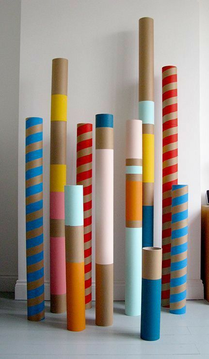 Fabric Rolls, Cardboard Tubes, Visual Display, Wooden Sculpture, Nature Crafts, Display Design, Kids Activities, Art Plastique, Window Display