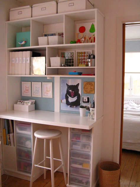 Sewing Closet, Small Craft Rooms, Craft Station, Dream Craft Room, Craft Room Design, Scrapbook Room, Craft Space, Craft Area, Office Crafts