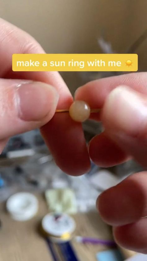 Making a gold sun ring for an order ✨ | Diy crafts jewelry, Handmade jewelry diy, Handmade wire jewelry Jewelry Crafts Rings, Make An Accessory, Cute Easy Jewelry Diy, Diy Cute Jewelry, Diy Easy Jewelry, How To Make Your Own Jewelry, Things To Do With Wire, Jelewry Making, Cute Jewelry Diy