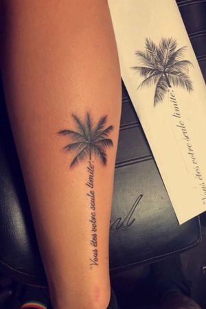 Profile Tattoo, Tattoos Big, Tree Tattoo Ankle, Palm Tree Tattoo Ankle, Quote Tattoos Girls, Tattoo Diy, Palm Tattoos, Shape Tattoo, Palm Tree Tattoo