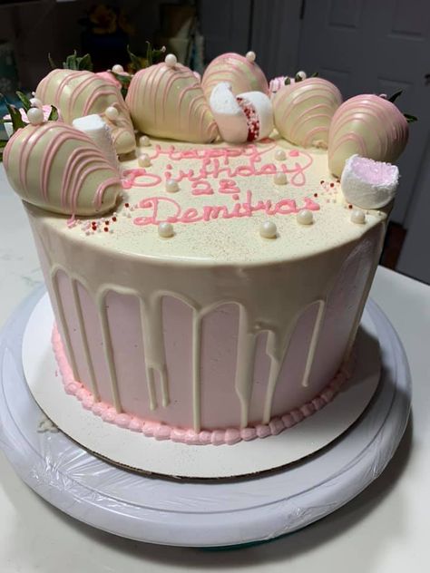 Pink And White 21st Birthday Cake, 18th Birthday Cake Pink Gin, Pink And White Birthday Cake, White Cake With Pink Dripping, Pink Cake White Drip, Pink And White Birthday, Pink Cake With White Chocolate Drip, Cake Ganache, Birthday Cake Vanilla