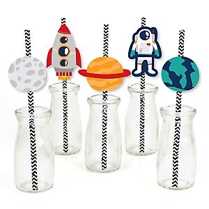 Rocket Ship Party, Outer Space Baby Shower, Straw Decor, Rocket Party, Straw Decorations, Easy Party Decorations, Astronaut Birthday, Outer Space Party, Space Birthday Party