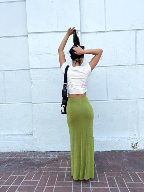 Tshirt And Skirt Outfit Aesthetic, Green Satin Maxi Skirt Outfit, Black Woman Easter Church Outfit, Modest Midi Skirt Outfits, Mystic Archetype Outfit, Column Skirt Outfit, Tight Long Skirt Outfits, Supper Outfits, Long Fitted Skirt Outfits