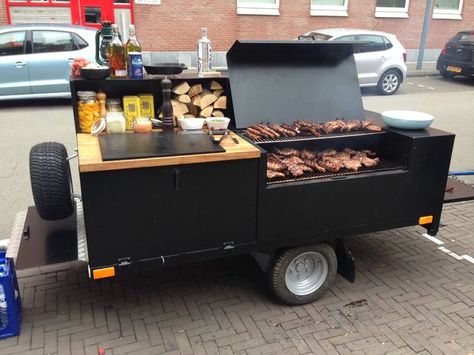 Aesthetic Bbq, Bbq Aesthetic, Kombi Food Truck, Foodtrucks Ideas, Bbq Trailer, Fire Pit Ideas Backyard, Bbq Pit Smoker, Grill Fire Pit, Backyard On A Budget