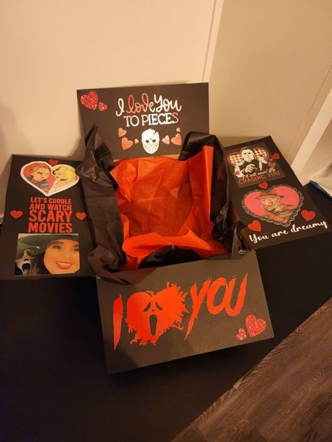 Horror Themed Gifts, Will You Be My Girlfriend Halloween, Boo Box Ideas For Boyfriend, Spooky Basket For Bf, Pumpkin Carving Date, Spooky Basket Ideas For Boyfriend, Boo Basket Ideas For Boyfriend, Boo Basket Ideas For Girlfriend, Diy Halloween Gifts