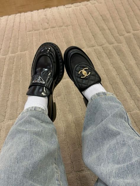 Prada Loafers Outfit, Loafers Aesthetic, Luxury Loafers, Chanel Loafers, Girl Therapy, Prada Loafers, Shopping Luxury, Loafers Outfit, Designer Shopping