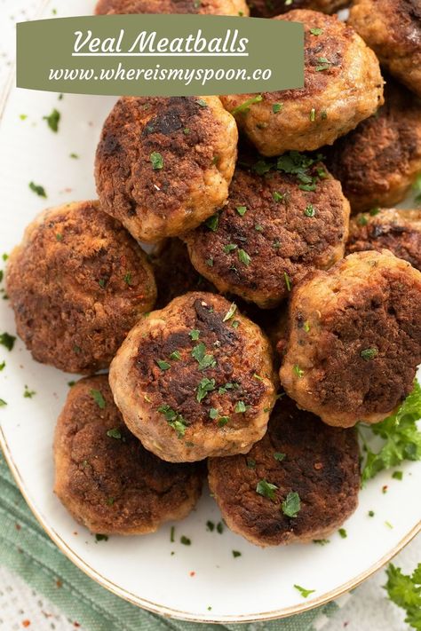 Ground Veal Meatballs, Veal Meatballs Italian, Minced Veal Recipes, Ground Veal Recipes Easy, Veal Meatballs Recipe, Meatballs In Oven, Ground Veal Recipes, Meatballs Stroganoff, Easy Finger Food Recipes