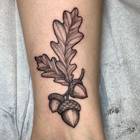 Acorn Oak Leaf Tattoo, Oak And Acorn Tattoo, Acorn Branch Tattoo, Oak Leaf Tattoo Design, Acorn Tattoo Meaning, Oak Leaf And Acorn Tattoo, Small Forest Tattoo, Oak Tree Leaf Tattoo, Oak Leaves Tattoo