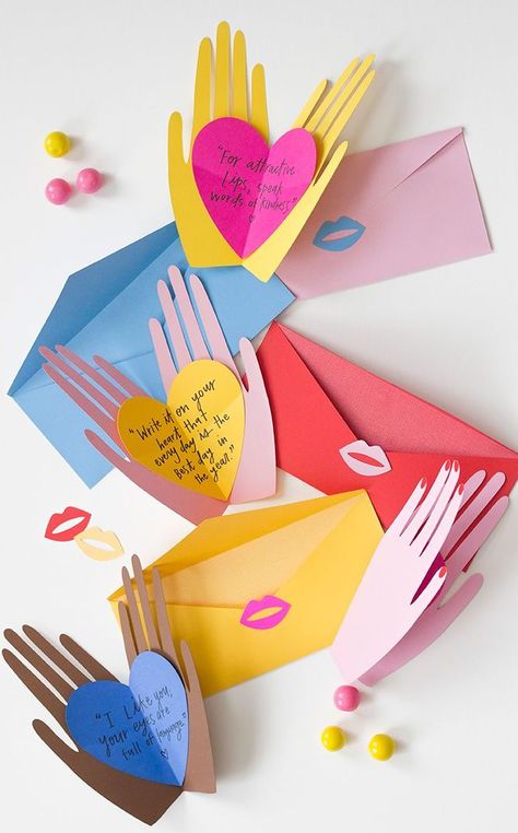 Valentines Bricolage, Diy Mother's Day Crafts, Mothers Day Crafts For Kids, Best Gifts For Mom, Diy Mothers Day Gifts, Cadeau Diy, Fathers Day Crafts, Mother's Day Diy, Mors Dag