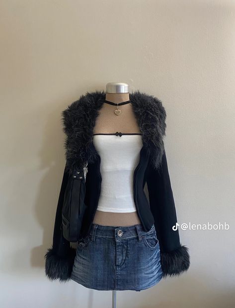 Fur Jacket Outfit, Rh Outfits, 00s Mode, 2000s Outfits, Dark Style, 2000s Fashion Outfits, New Rock, Swaggy Outfits, Grunge Style