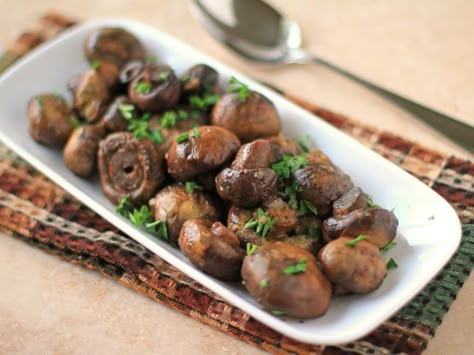 Crockpot Parmesan Ranch Mushrooms Recipe - Food.com,other pinner said cook on hi 6 hrs instead Smoked Mushrooms, Steakhouse Mushrooms, Mushroom Side Dish, Chestnut Mushroom, Mushroom Side Dishes, Fluffy Mashed Potatoes, Fruit Salad Recipe, Roasted Mushrooms, Creamed Spinach