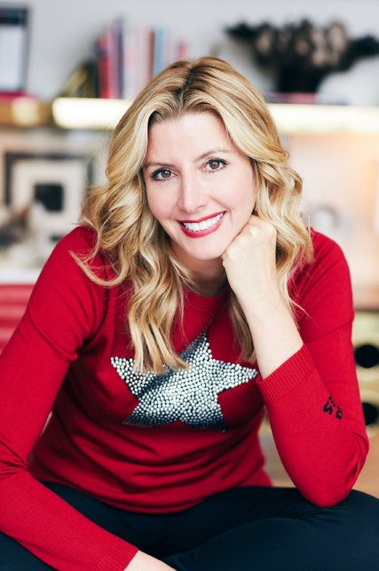 What Sara Blakely, Spanx Founder, Can’t Travel Without - The New York Times Power Poses, Usa Money, Travel Document Organizer, Sara Blakely, Samsonite Luggage, Airline Travel, Run To You, A Fashion Designer, Head Shots