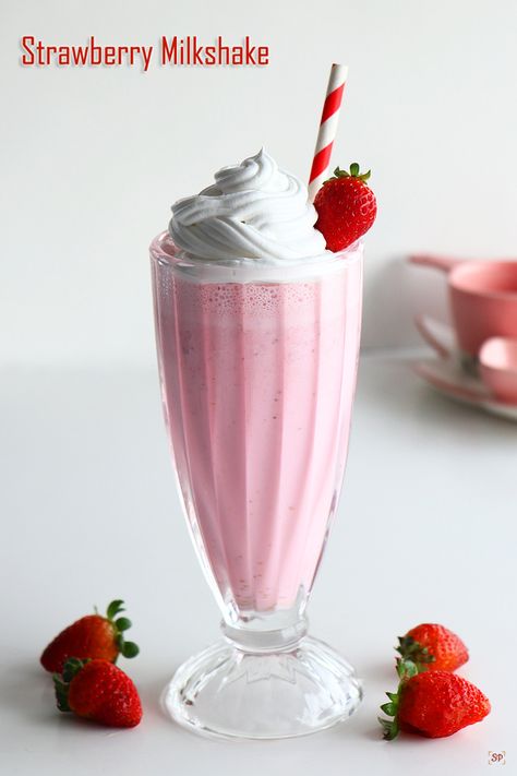 Strawberry Milkshake Recipe Strawberry Ice Cream Shake, Milkshake Wallpaper, Milkshake Photography, Roasted Makhana Recipe, Sweet Pongal Recipe, Makhana Recipe, Strawberry Milkshake Recipe, Milkshake Ideas, Roasted Makhana