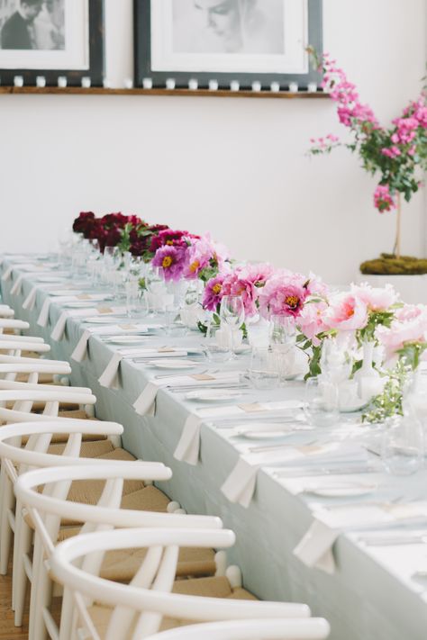 DIY ombre mason jar centerpiece: http://www.stylemepretty.com/2015/05/09/the-prettiest-ombre-wedding-details/ Ombre Flowers, 2016 Wedding Trends, Blue Photography, Ombre Wedding, Floral Wedding Decorations, Elegant Dinner Party, Wedding Centerpieces Diy, Elegant Dinner, Jewelry Sale