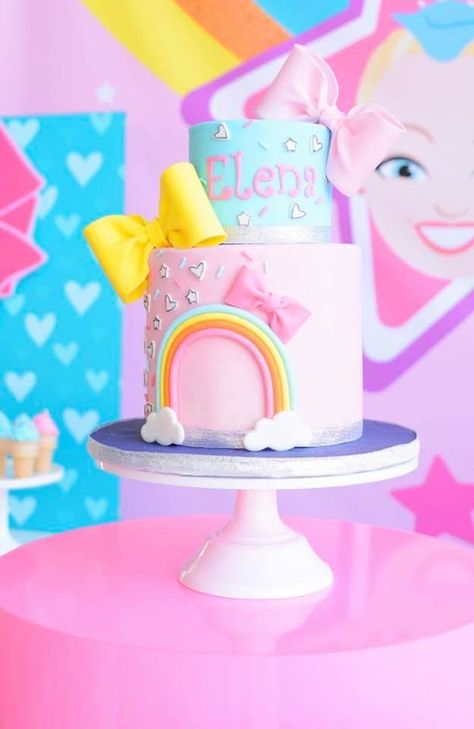 Jojo Siwa Birthday Cake Ideas, Jojo Siwa Birthday Party Ideas, Jojo Siwa Cake, Jojo Siwa Birthday Cake, Glam Cake, Glam Birthday Party, Jojo Siwa Birthday Party, Birthday Cake Fondant, Birthday Cake Pinterest