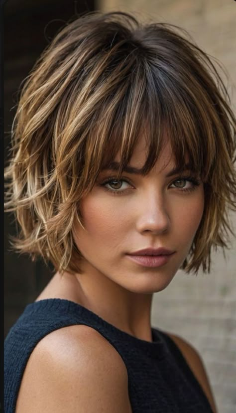 Braids Large, Haircuts For Medium Length Hair, Shaggy Short Hair, Short Shag Hairstyles, Layered Haircuts For Medium Hair, Choppy Bob Hairstyles, Chin Length Hair, Messy Short Hair, Woman Hair