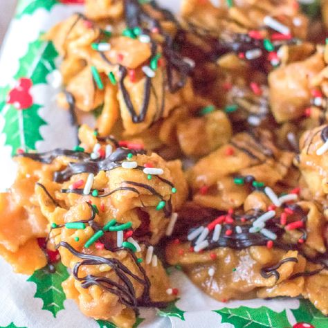 Fritos Peanut Butter Recipe, Frito Christmas Candy, Frito Candy Christmas Treats, Frito Cookies, Frito Snack Recipes, Frito Chips Recipes, Fritos Dessert, Fritos Candy, Frito Peanut Butter Snack