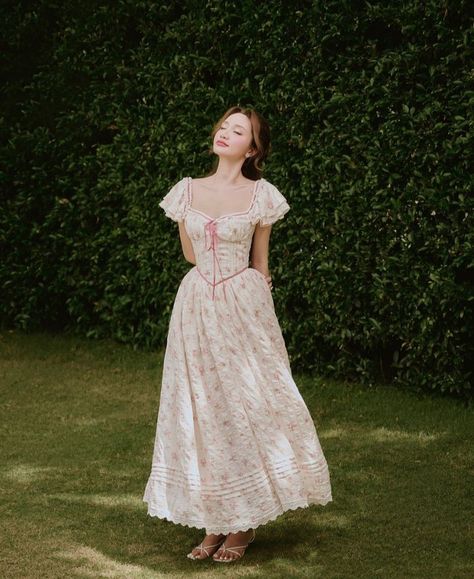 Corset Frock, Bing Bong, Briar Rose, Cottagecore Dress, Dream Dresses, Fashion Shoot, Or Rose, Vintage Dresses, Outfit Inspirations