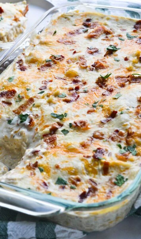 Creamy Crack Chicken Lasagna with Bacon – Yummy and fully Chicken Lasagna With Cottage Cheese, Cracked Chicken Lasagna, Chicken And Bacon Lasagne, Bacon Lasagna Recipe, Chicken Bacon Lasagna, Chicken Ranch Lasagna, Chicken Bacon Ranch Lasagna, Chicken Enchilada Lasagna, Easy Chicken Lasagna Recipe