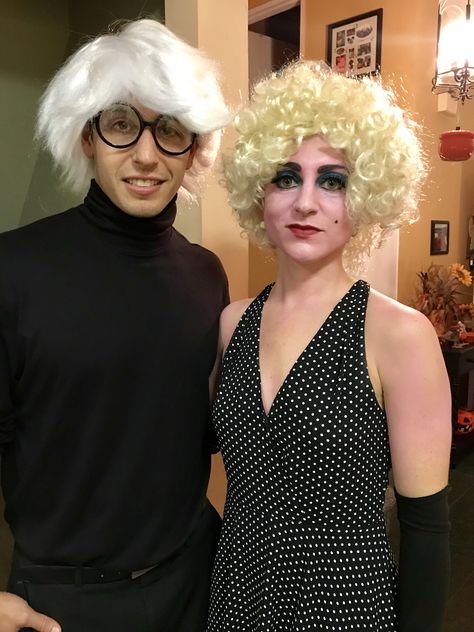 Andy Warhol & Marilyn Monroe Print Costume! couple costume! Halloween! DIY! Costume Halloween Diy, Andy Warhol Marilyn Monroe, Andy Warhol Marilyn, Costume Couple, Diy Valentine Gift, Couple Costume, Diy Costume, Costumes Pictures, Diy Valentine