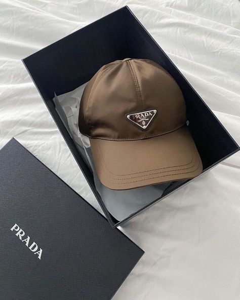 Prada Cap, Shoes For Guys, Designer Closet, Ralph Lauren Womens Clothing, Trendy Caps, Fashion Dream Job, Luxury Hats, Ootd Women, Luxurious Dresses