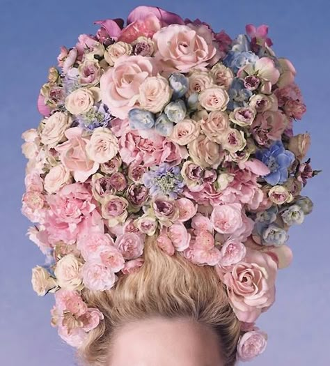 . Marie Antoinette Aesthetic, Marie Antoinette Party, Rococo Aesthetic, Rococo Fashion, Giant Flowers, Flower Headpiece, Dior Beauty, Sofia Coppola, Marie Antoinette