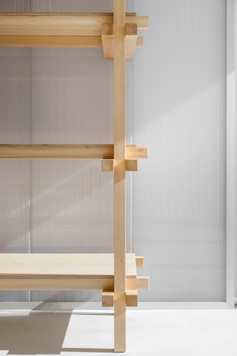 Plywood Design, Diy Shelf, Plywood Interior, Japanese Furniture, Store Shelves, Modular Shelving, Wooden Shelf, Wood Shelf, Light And Space