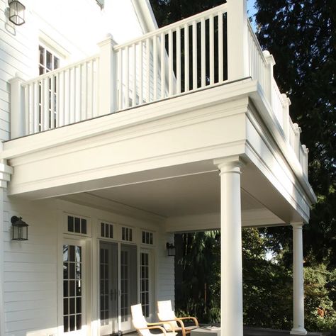 Upper Balcony Over Porch | Houzz Second Floor Deck, Veranda Design, Porch Kits, Traditional Porch, Back Porches, Building A Porch, Porte Cochere, Porch And Balcony, Lan Can