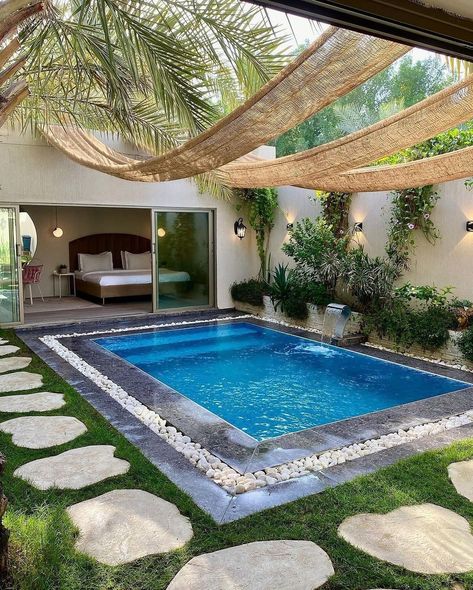 Ideas De Piscina, Kleiner Pool Design, Luxury Pools Backyard, Pool House Designs, Pools Backyard Inground, Pool Landscape Design, Swimming Pool House, Small Pool Design, Luxury Pools