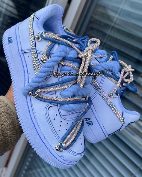 Ocean Blue 🥶🌊 You rockin’ these? 🤔 Link in bio 🤝 #jayceecustoms #atlcustoms #nikecustoms #customshoes #custom #customaf1 #kotd #sneakerhead… Casual Shoes Women Sneakers, Nike Shoes Women Fashion, Custom Sneakers Diy, Gents Shoes, Pretty Sneakers, Custom Shoes Diy, Nike Fashion Shoes, Preppy Shoes, Pretty Shoes Sneakers